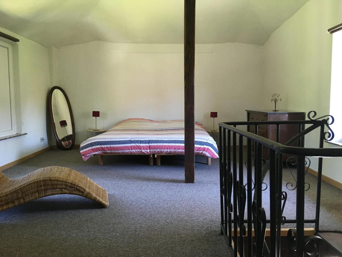 Holiday Home "Les Ancolies " Gite Citadin Spa Bagian luar foto